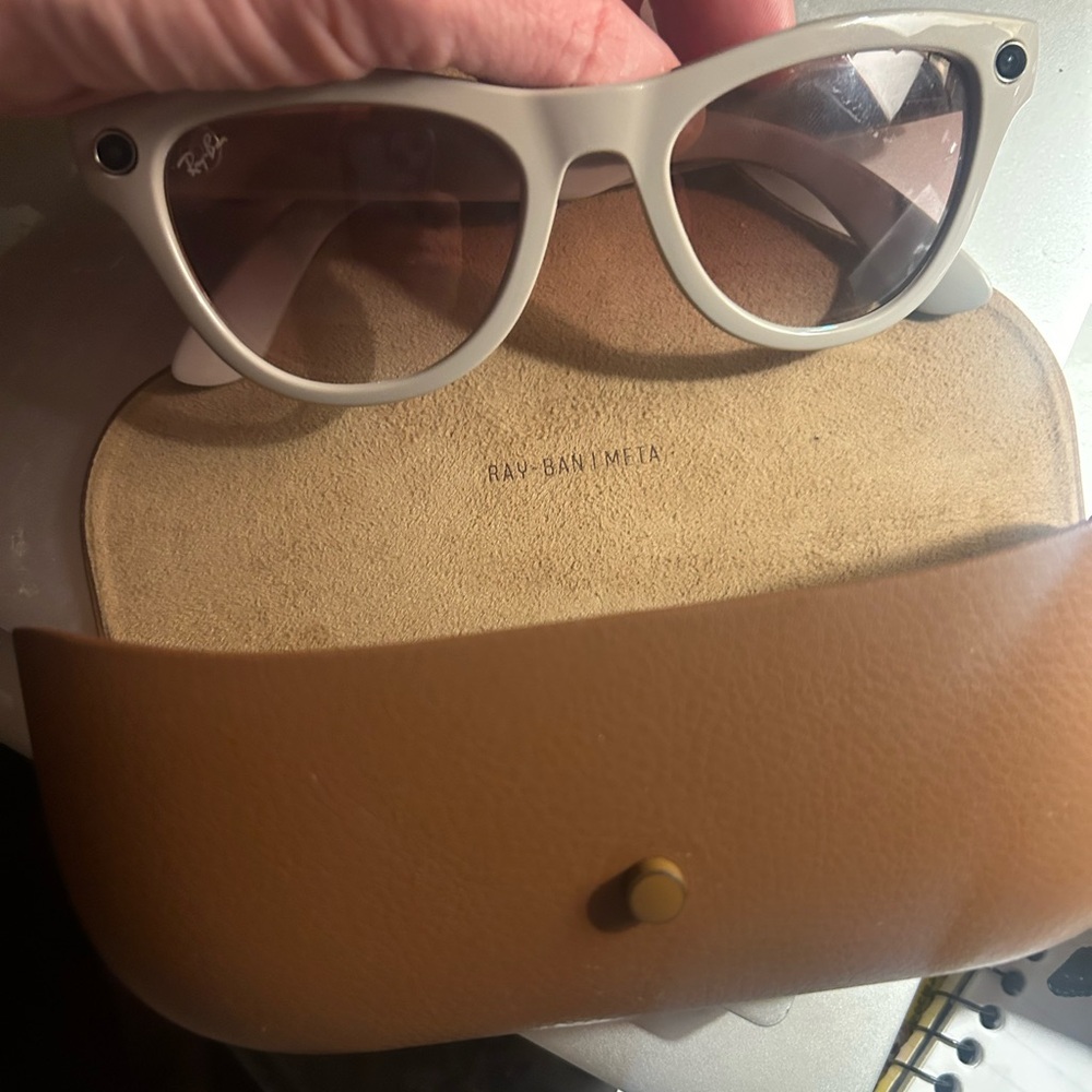 Ray-Ban Meta Skyler smart Sunglasses no scratches lens Gradient Cinnamon Pink - Picture 2 of 16